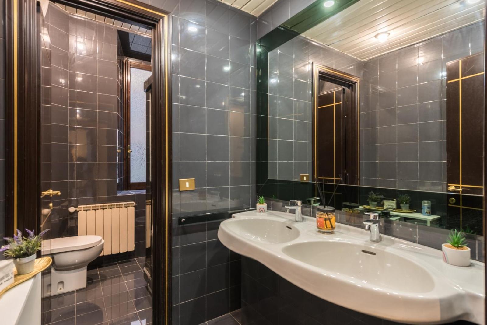 La Dolce A Trastevere Luxury 3 Bedroom In Centro